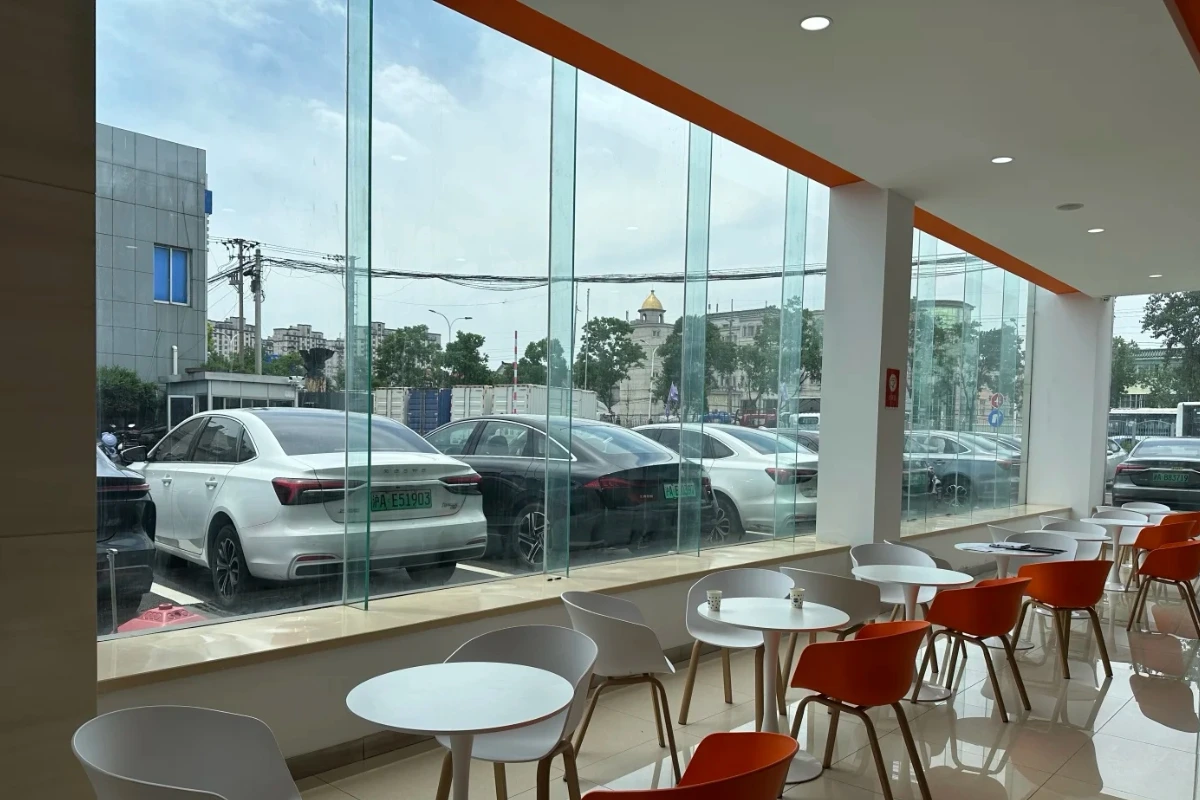 Thuê xe riêng đến Di Hòa Viên