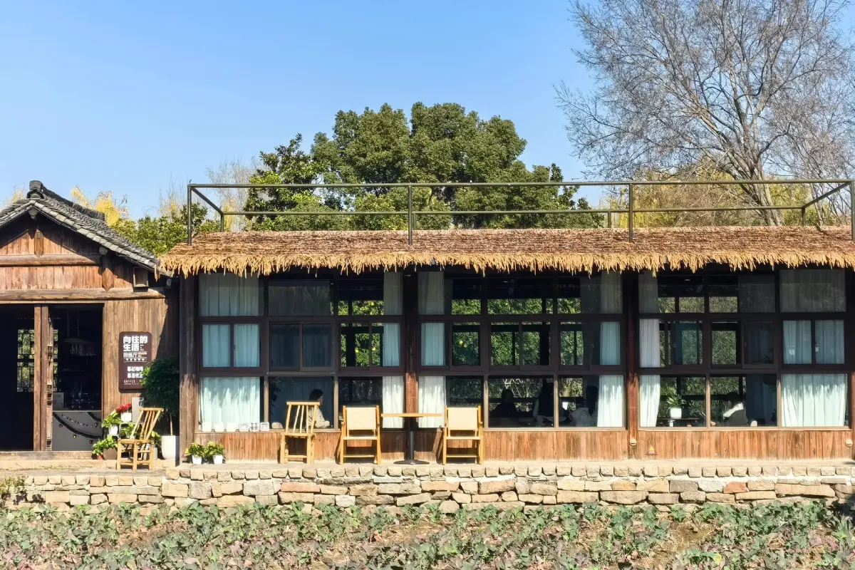 Đời sống địa phương Đông Ô Trấn