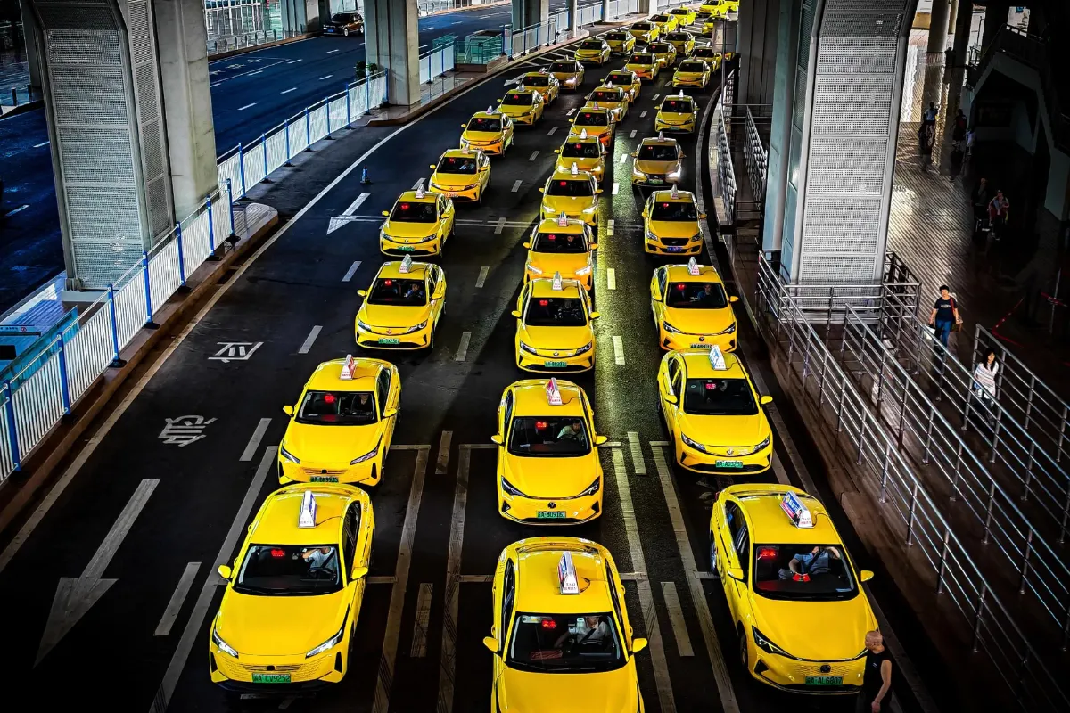 Hướng dẫn di chuyển taxi khi du lịch Trùng Khánh