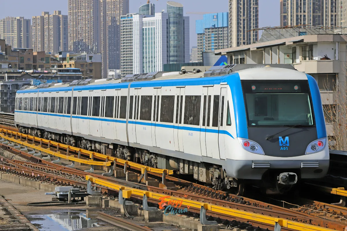 Kinh nghiệm di chuyển tàu điện ngầm khi du lịch Vũ Hán