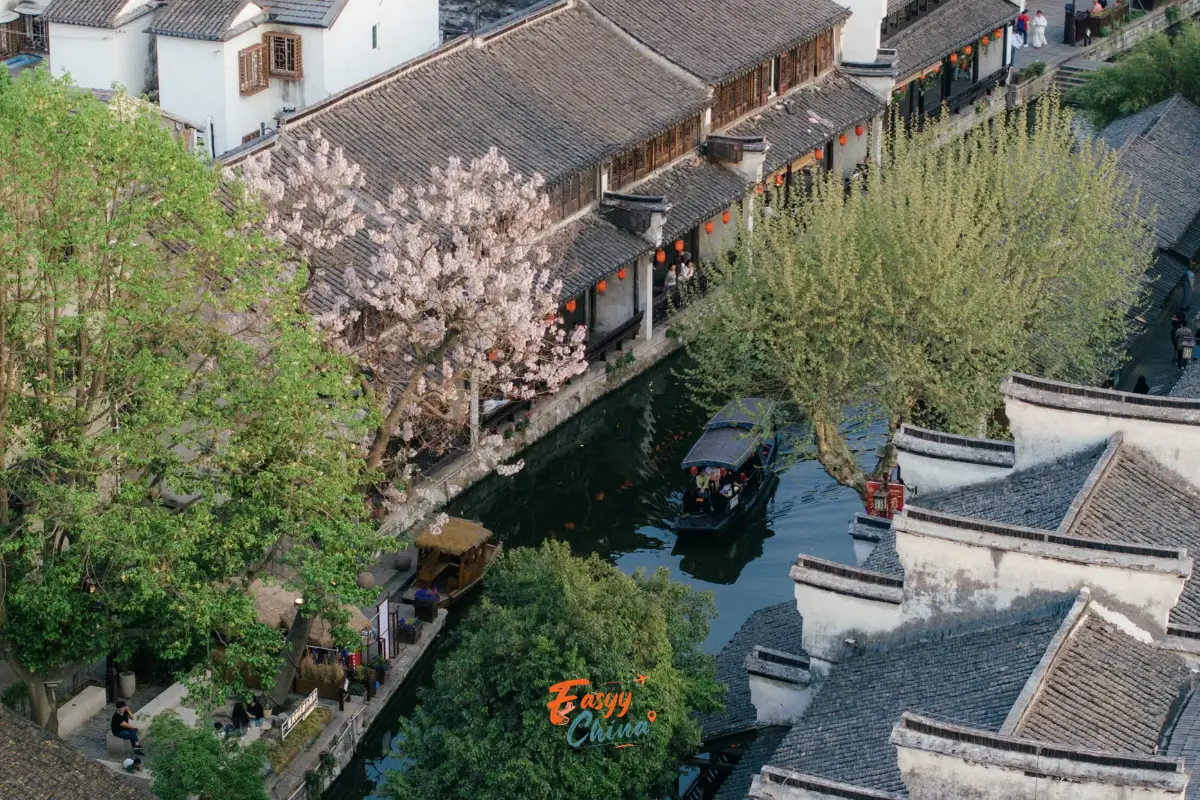 Du lịch Nam Tầm cổ trấn mùa xuân